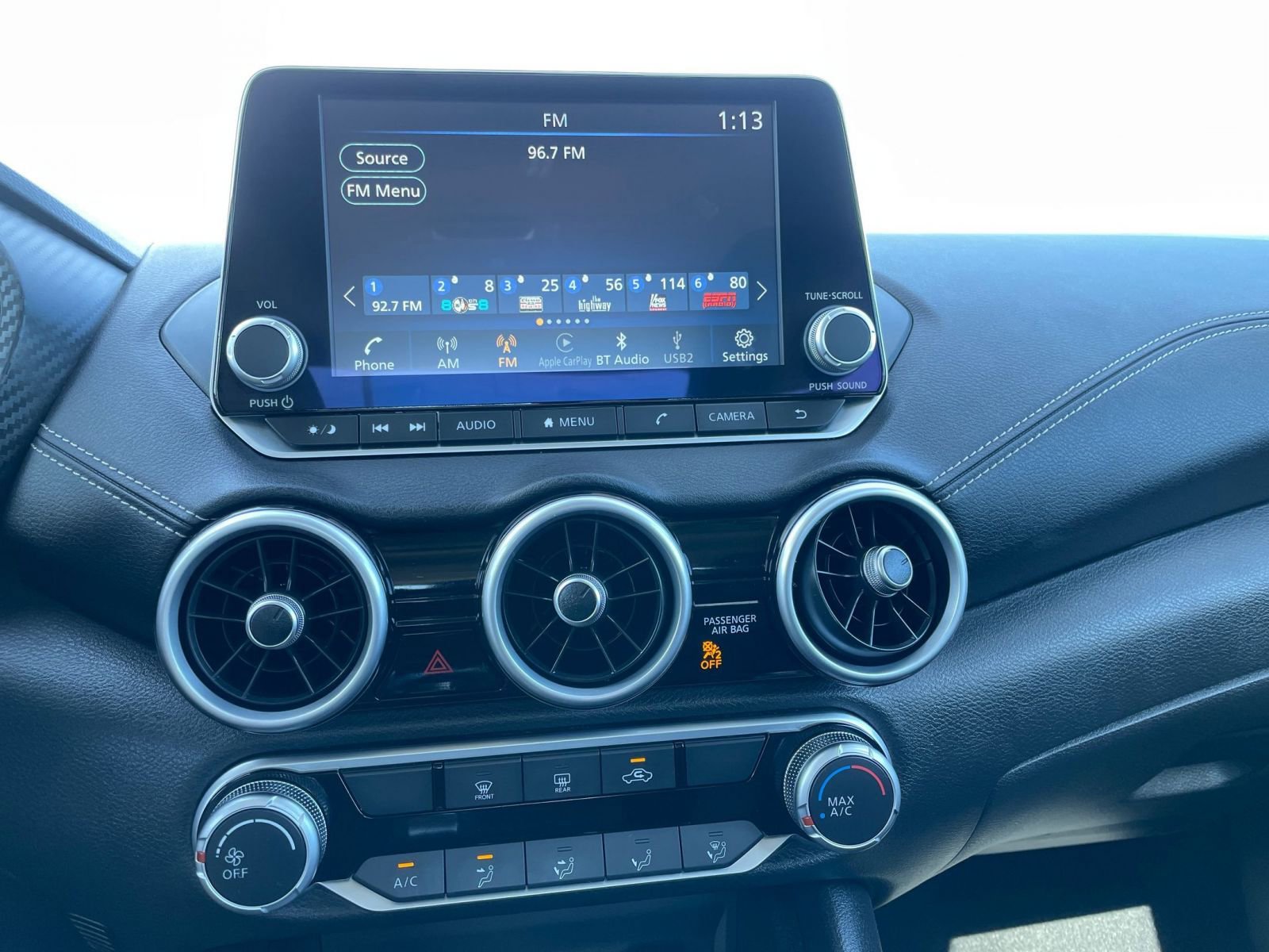 Used 2025 Nissan Sentra SV image 17