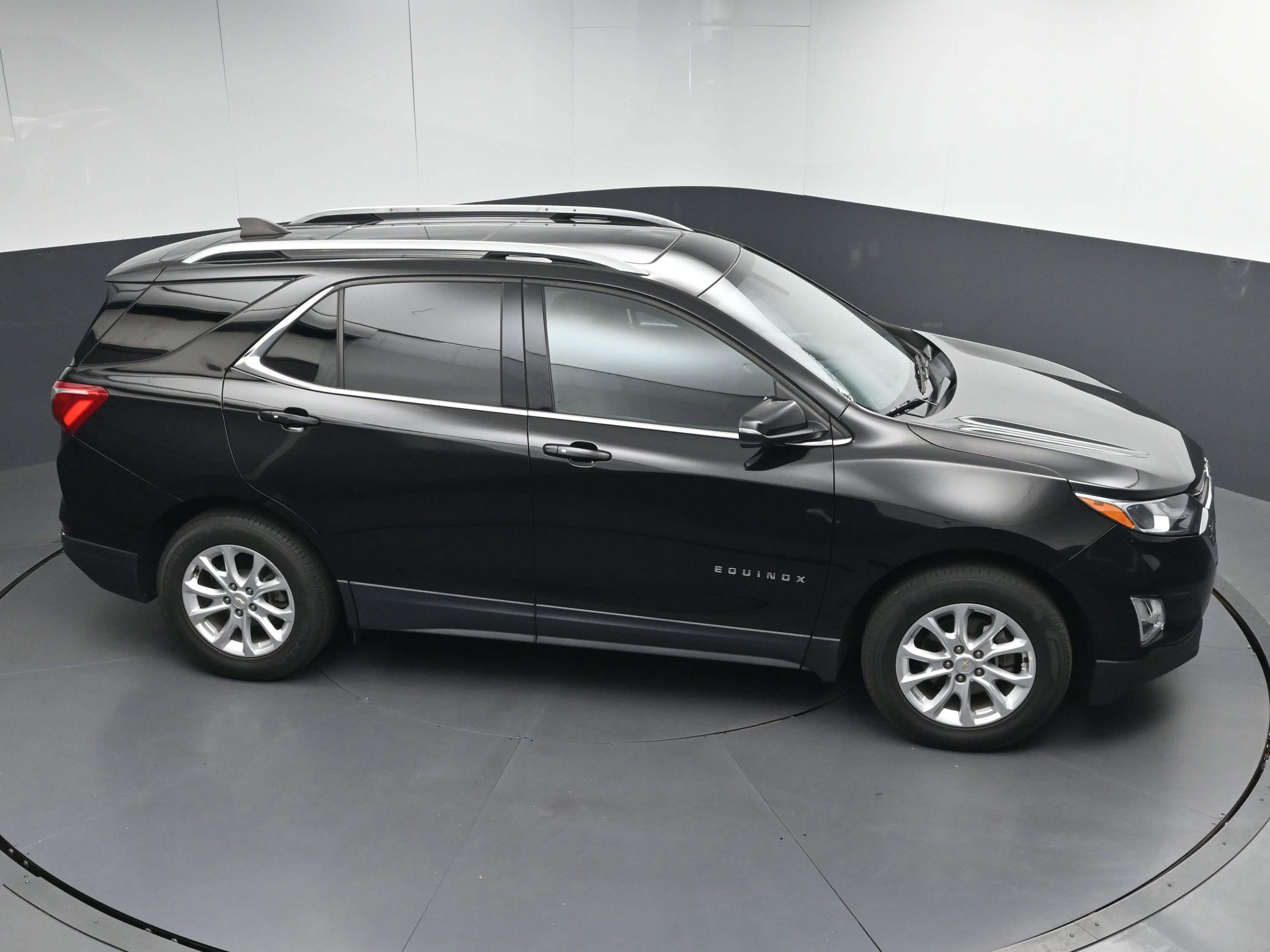 Used 2019 Chevrolet Equinox LT w/ Sun & Navigation Package image 33