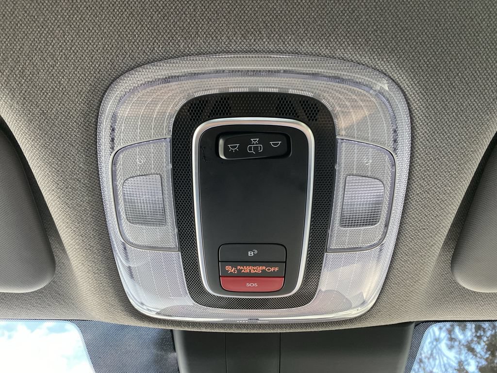 Used 2026 Hyundai Elantra SEL FWD image 25