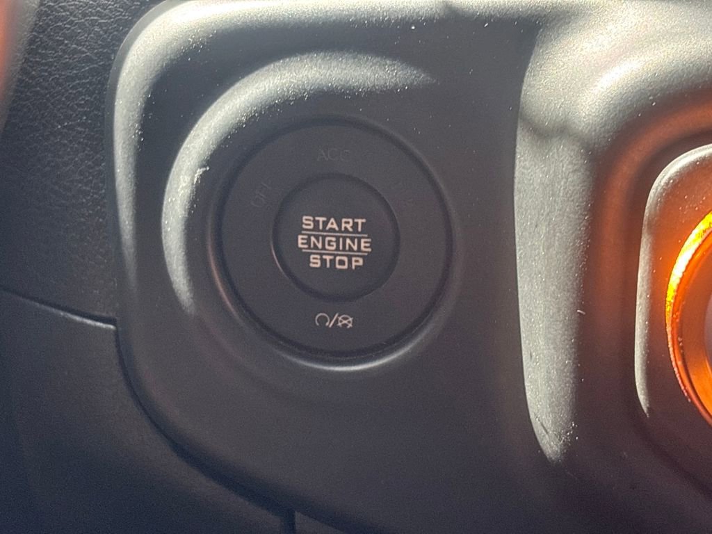 Used 2019 Jeep Wrangler Unlimited Sport S image 13