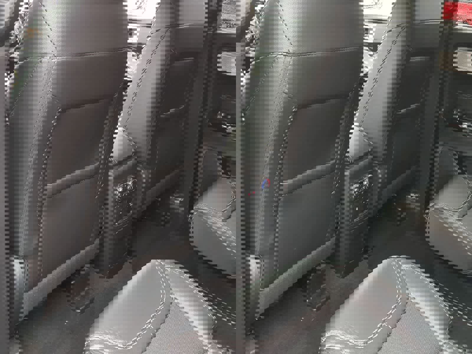 Used 2022 Ford Explorer ST w/ Equipment Group 401A image 18