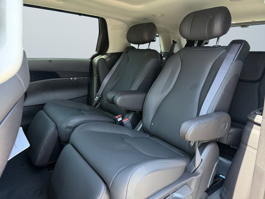 New 2026 Kia Carnival SX Prestige FWD image 13