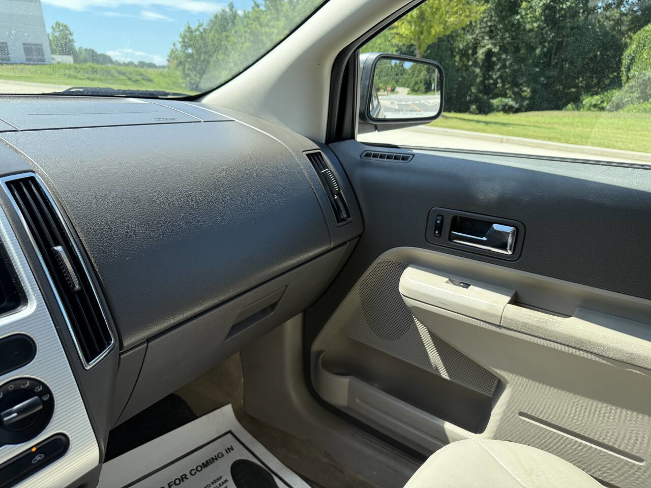 Used 2009 Ford Edge SEL image 19