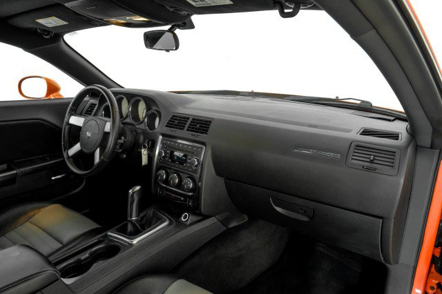 Used 2009 Dodge Challenger R/T RWD image 10