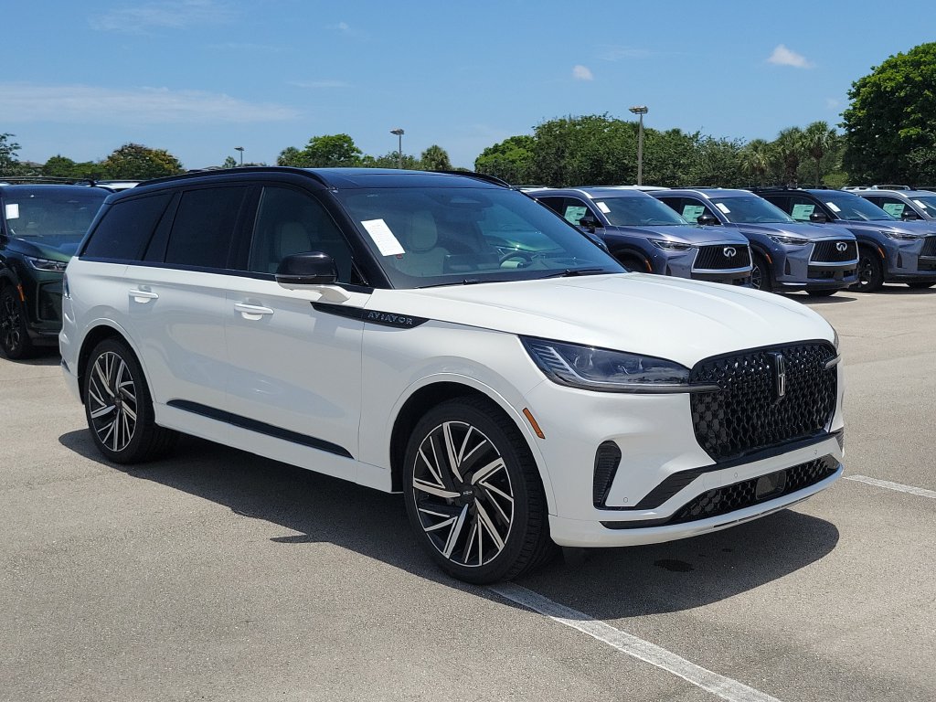 New 2026 Lincoln Aviator Black Label w/ Black Label Special Edition AWD/4WD image 31
