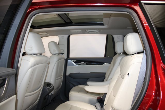 Certified 2023 Cadillac XT6 Premium Luxury w/ Technology Package image 9