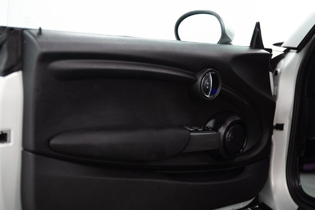 Used 2017 MINI Cooper Convertible FWD image 6