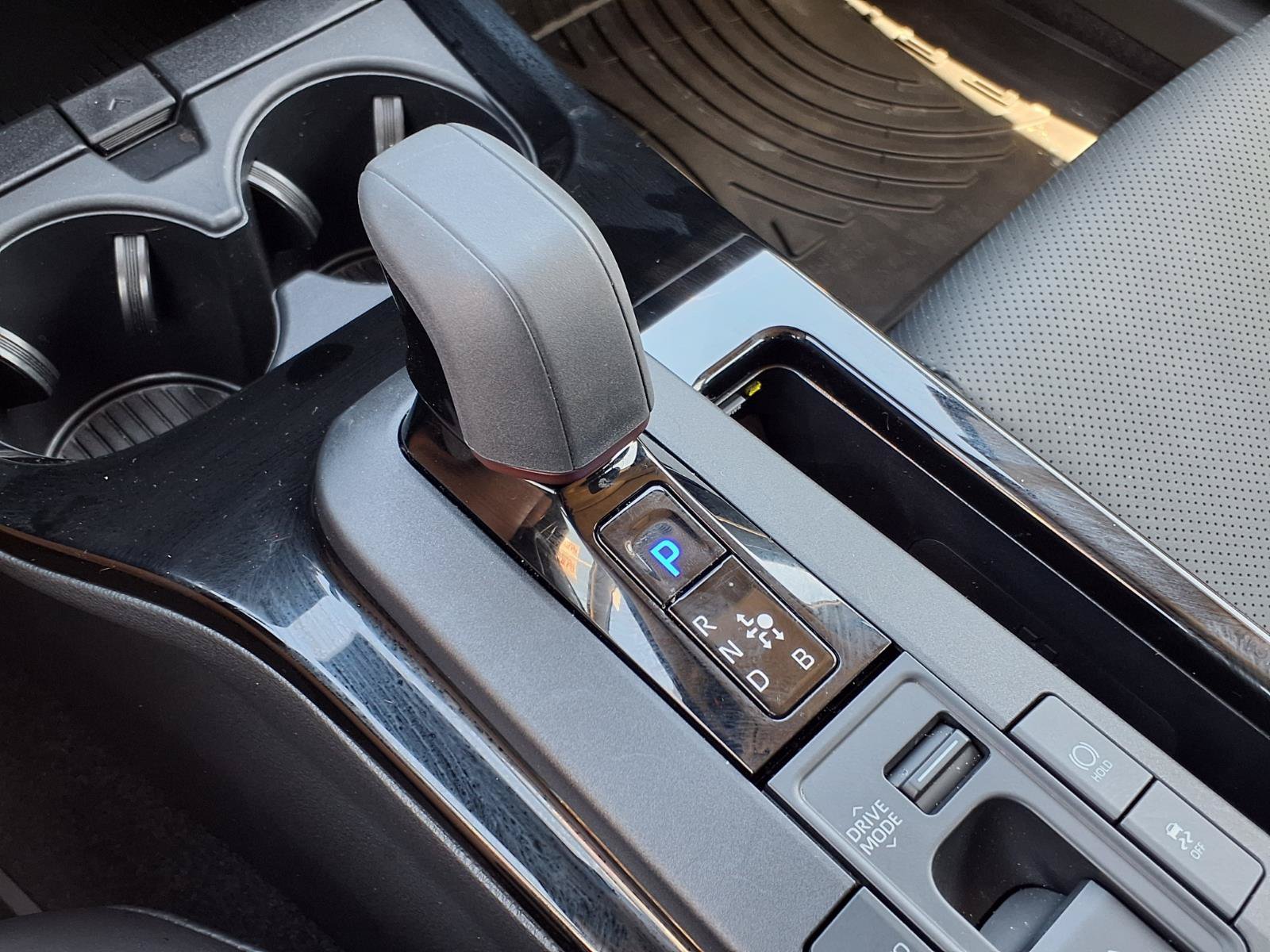 Certified 2024 Toyota Prius Prime FWD image 19