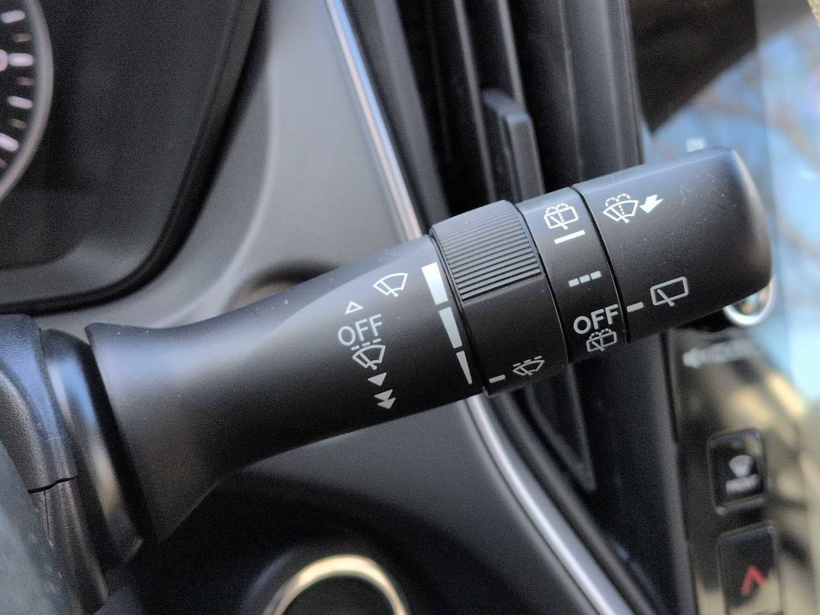 Certified 2024 Subaru Crosstrek 2.0i Premium image 27