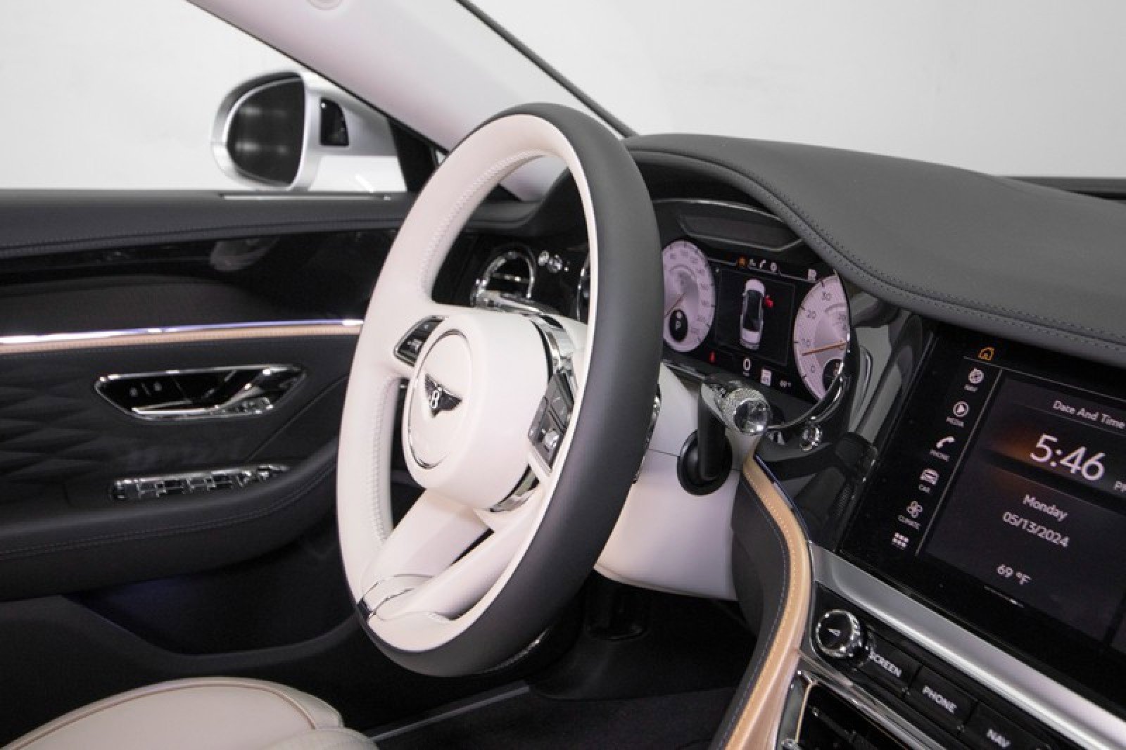 Used 2022 Bentley Flying Spur W12 AWD/4WD image 69