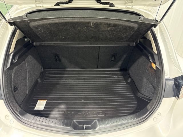Used 2012 MAZDA MAZDA3 i Touring FWD image 19