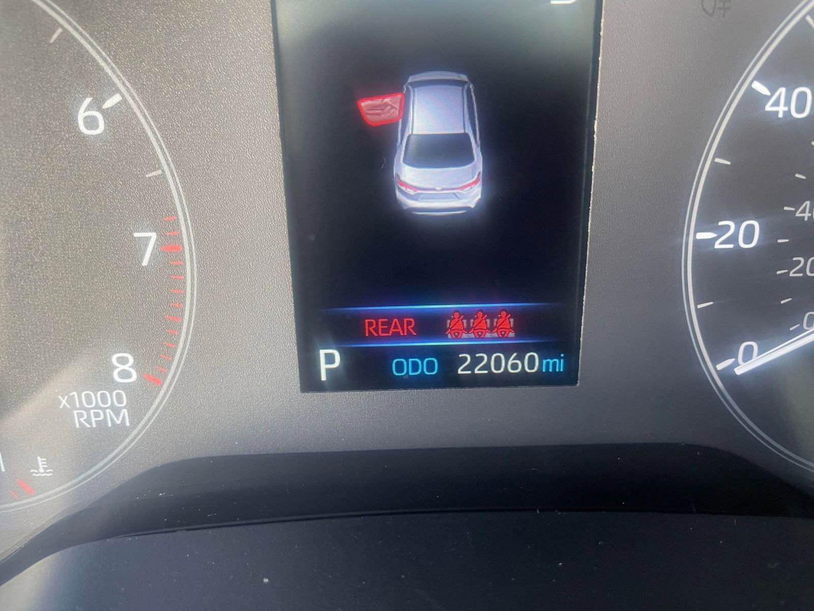 Used 2025 Toyota Corolla LE image 40