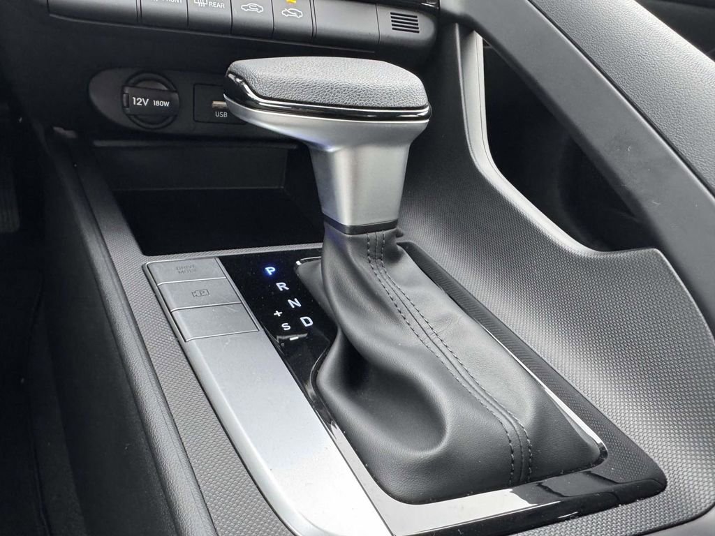 Certified 2023 Hyundai Elantra SEL image 27