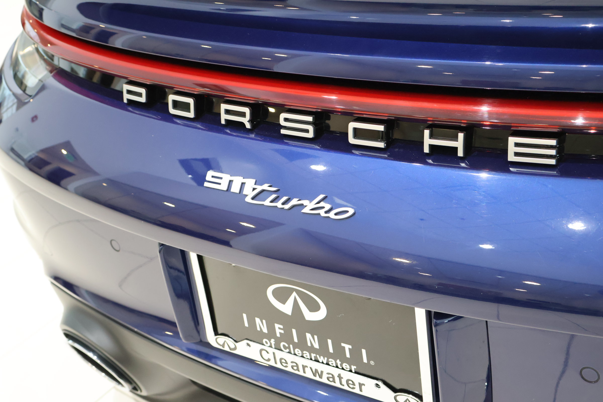Used 2024 Porsche 911 Turbo AWD/4WD image 8