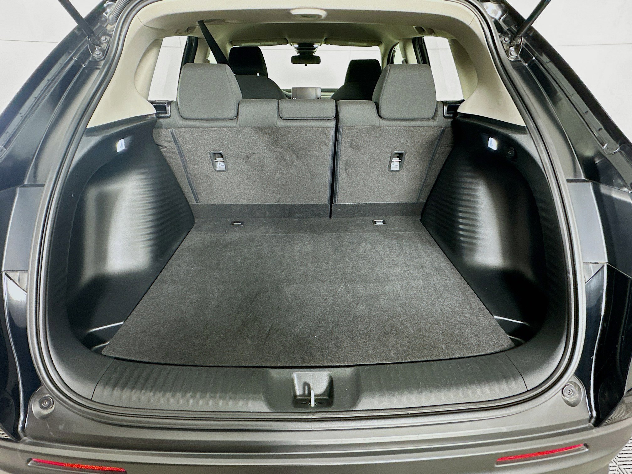 Used 2025 Honda HR-V LX image 26