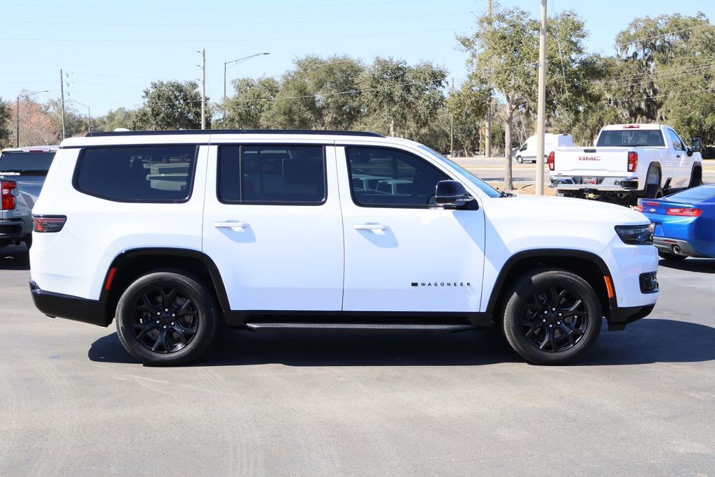 Used 2023 Jeep Wagoneer Series II image 9