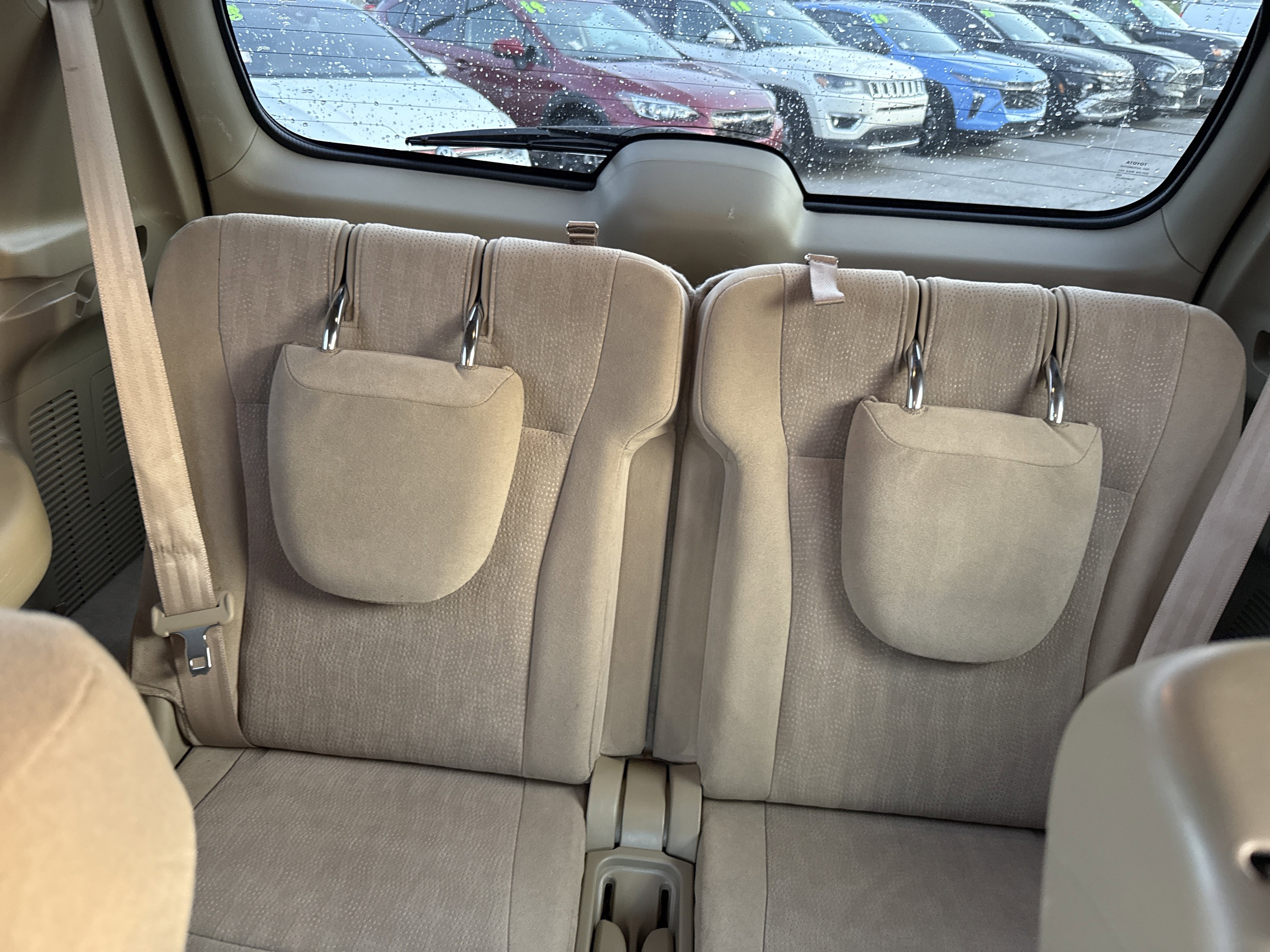 Used 2011 Toyota Highlander SE w/ Tow Pkg image 14
