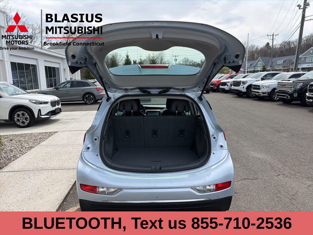 Used 2017 Chevrolet Bolt Premier w/ Driver Confidence II Package image 8