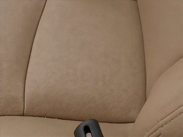 Used 2013 Toyota Highlander Limited AWD/4WD image 18