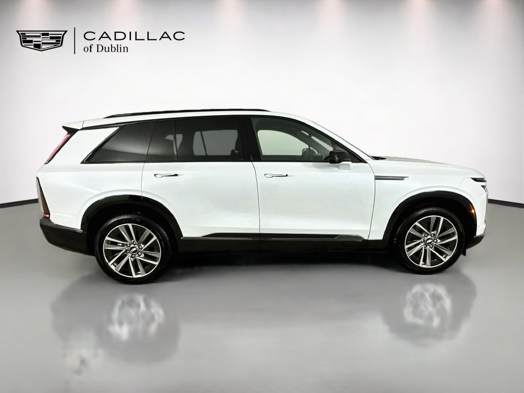 New 2027 Cadillac Vistiq Sport w/ LPO, Floor Liner Package AWD/4WD image 4