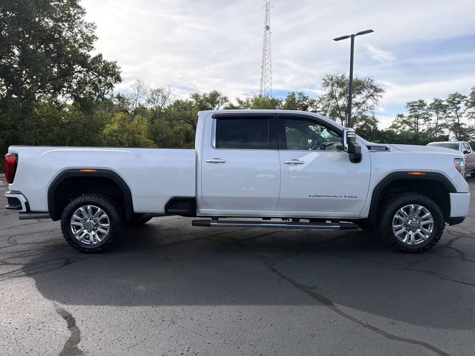 Used 2023 GMC Sierra 3500 Denali w/ Denali Ultimate Package AWD/4WD image 6