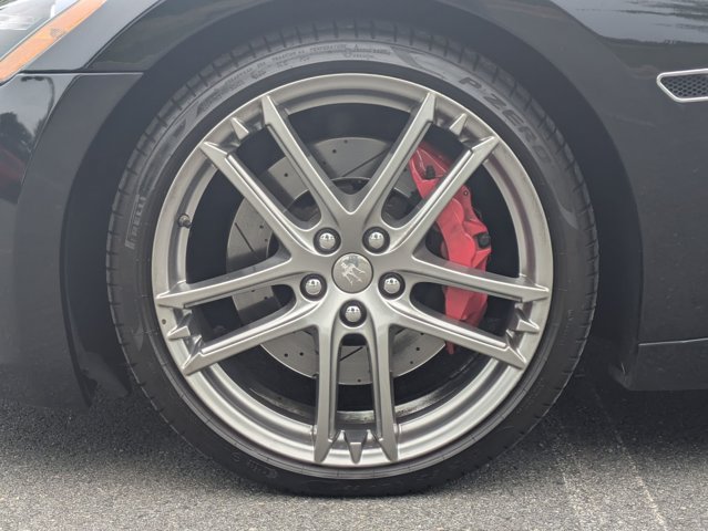 Used 2019 Maserati GranTurismo Sport RWD image 23