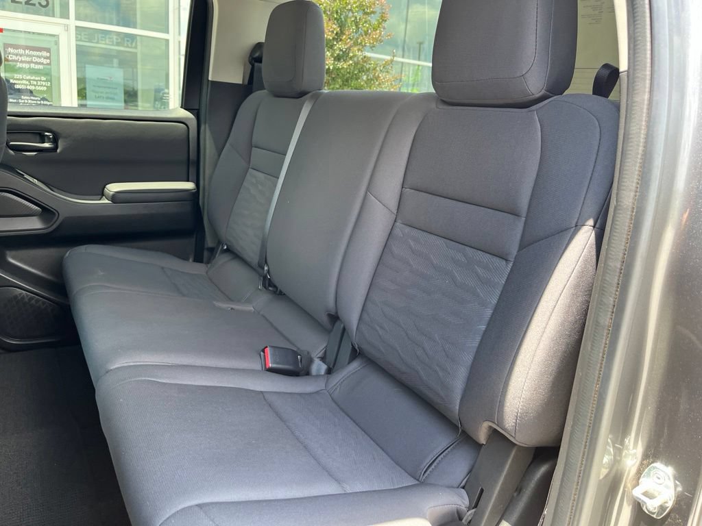 Used 2024 Nissan Frontier S AWD/4WD image 14