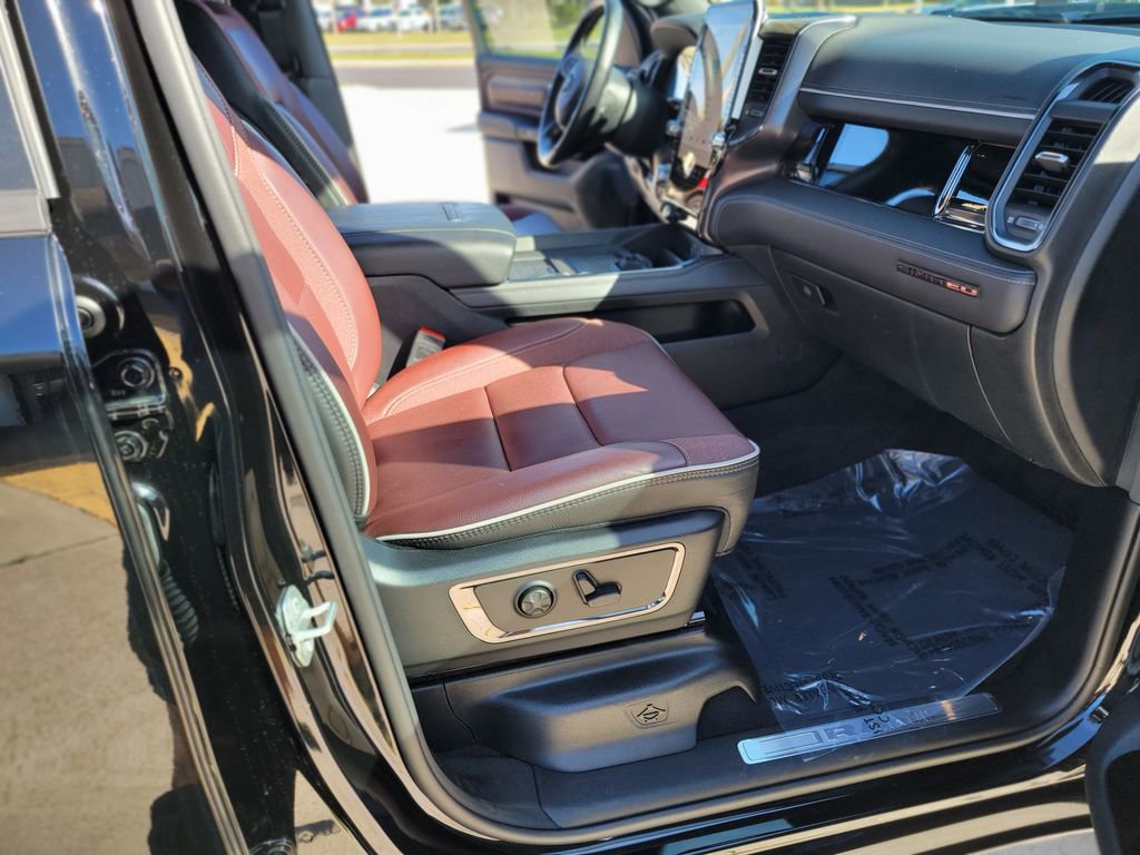 Used 2025 RAM 1500 Limited image 14