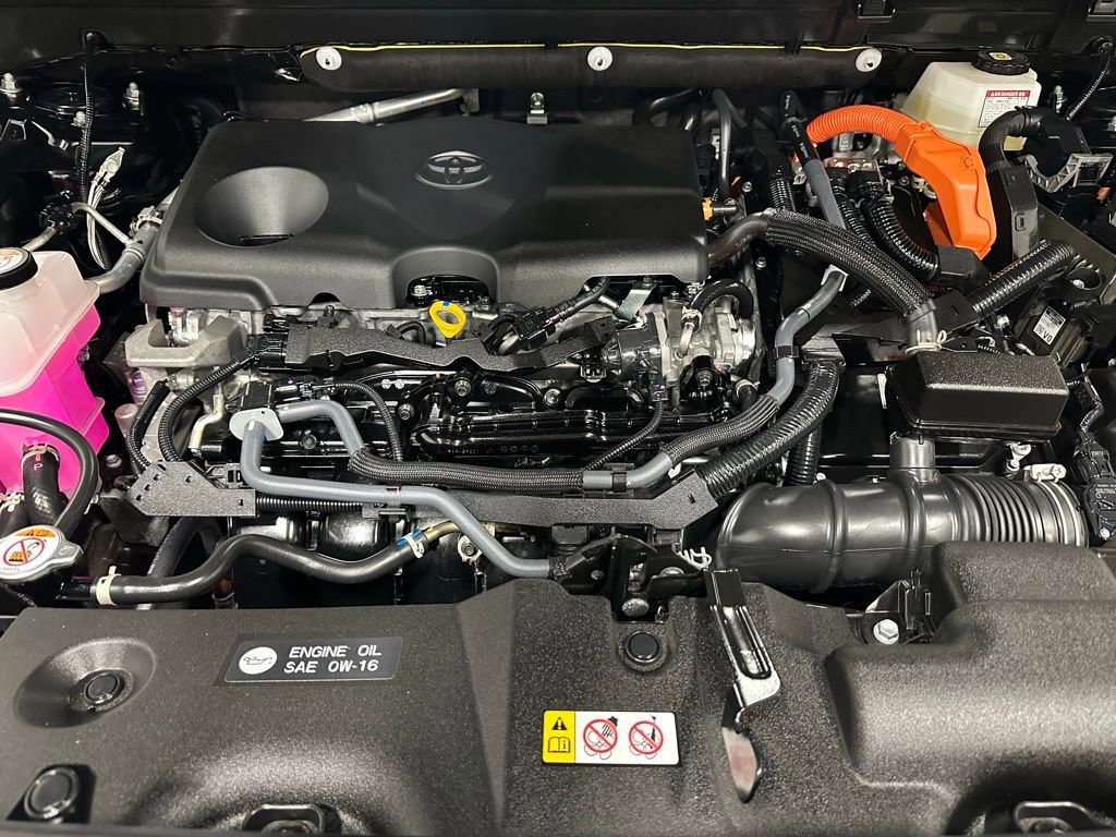 Used 2025 Toyota RAV4 LE image 66