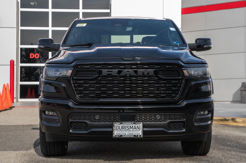 New 2026 RAM 1500 4x4 Crew Cab image 2