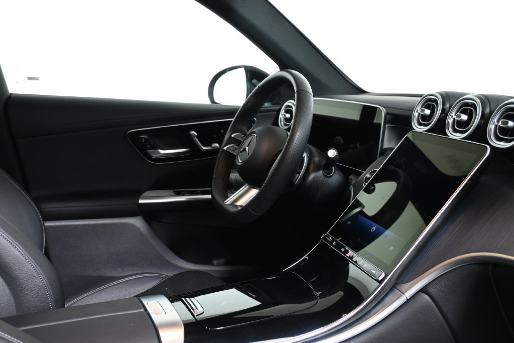 Certified 2026 Mercedes-Benz GLC 300 4MATIC image 26