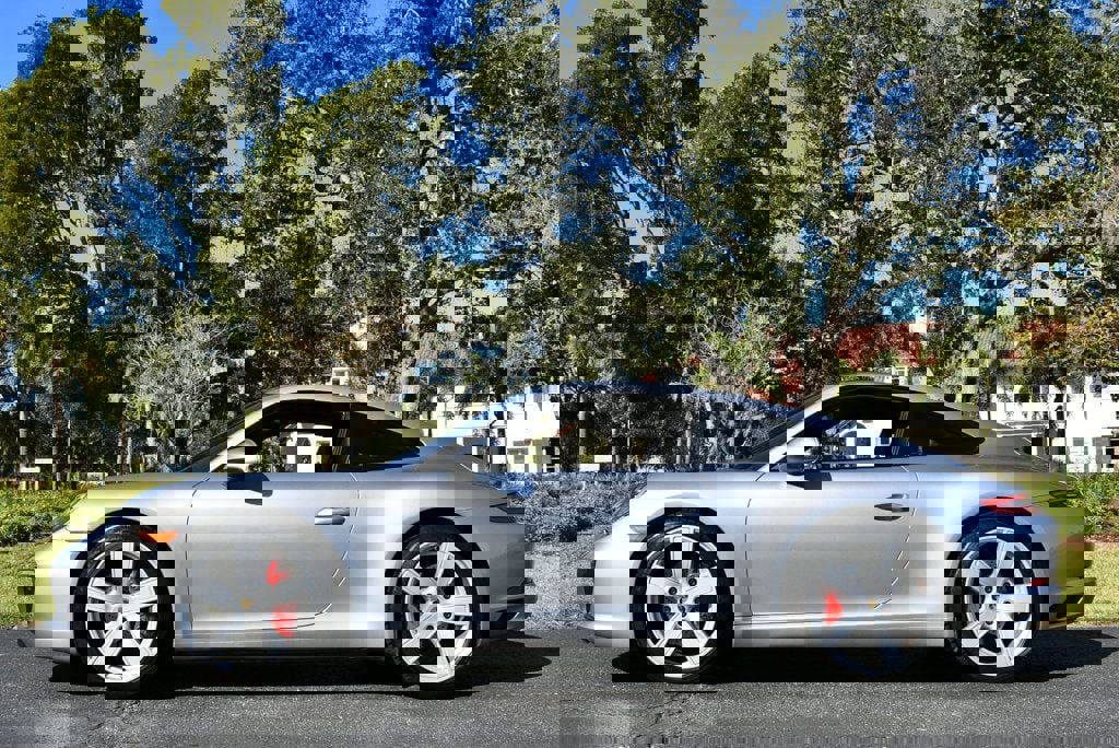 Used 2017 Porsche 911 Carrera image 3