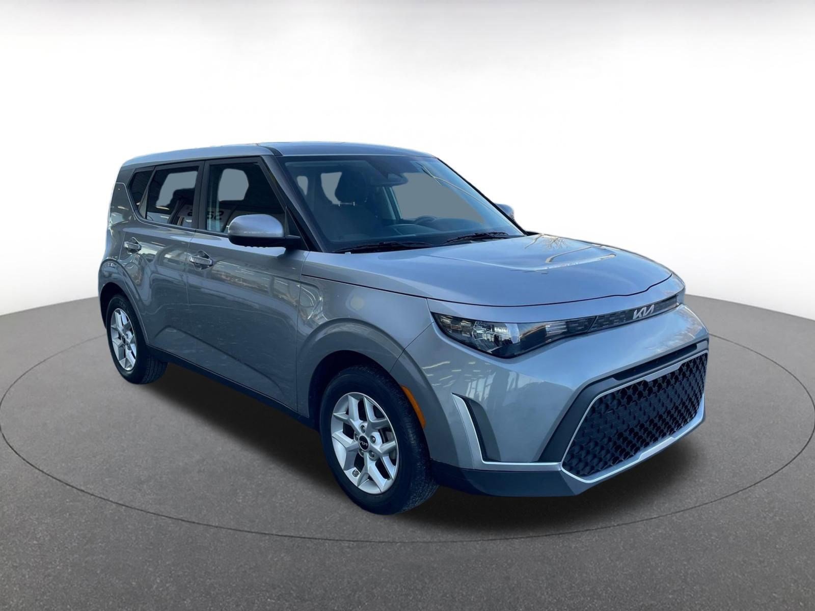 Used 2025 Kia Soul LX w/ LX Technology Package video 1