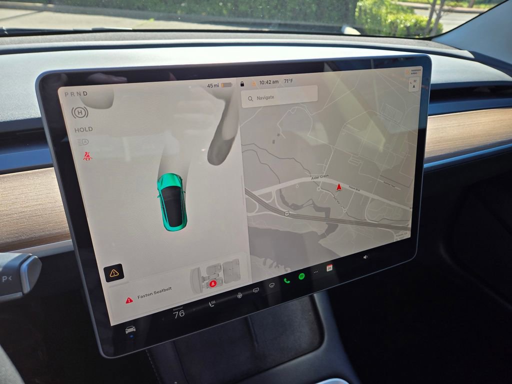 Used 2023 Tesla Model 3 Standard Range image 17