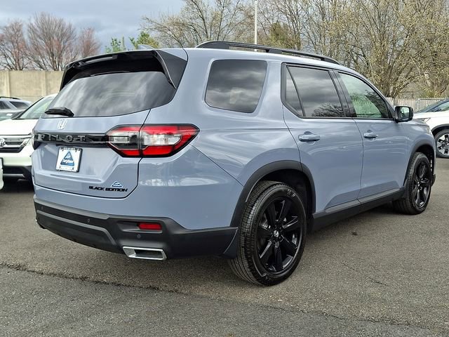 Certified 2025 Honda Pilot Black Edition image 6