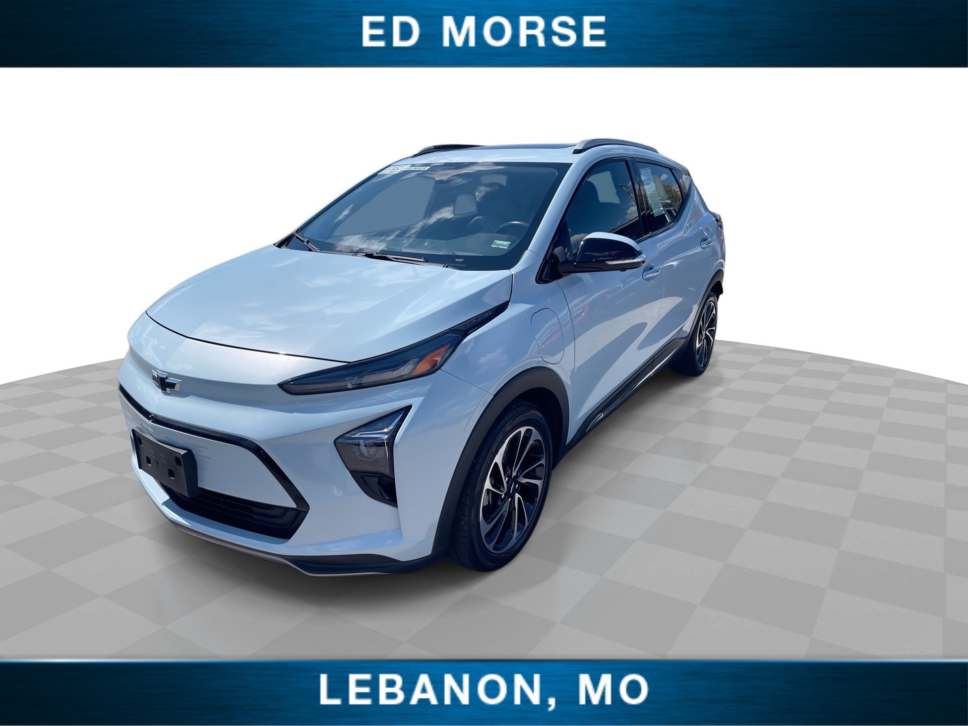 Certified 2023 Chevrolet Bolt EUV Premier w/ Sun & Sound Package FWD image 4