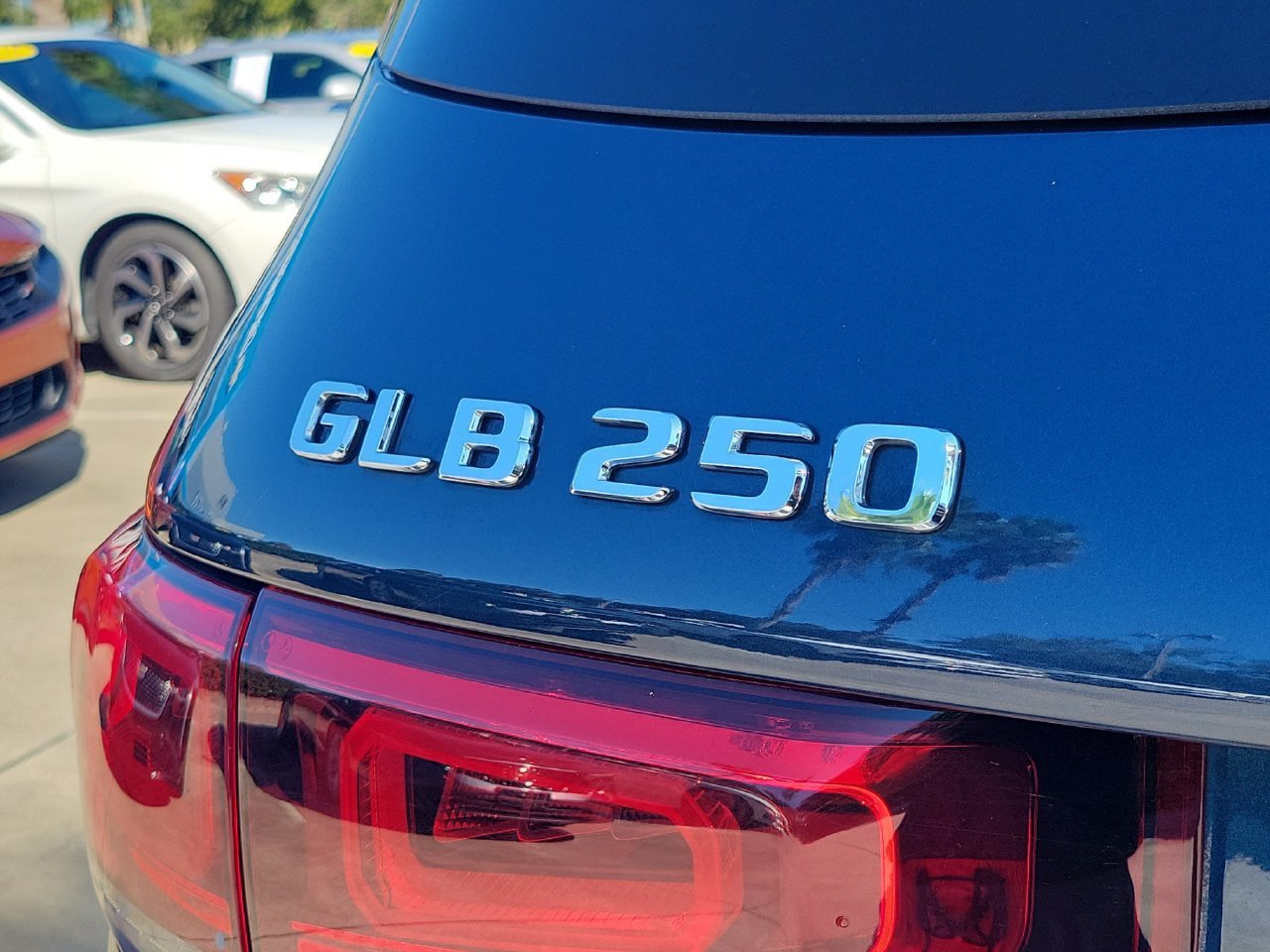 Used 2022 Mercedes-Benz GLB 250 image 6