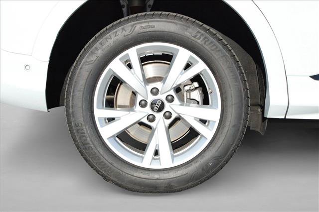 Certified 2025 Audi Q5 Premium w/ Convenience Package AWD/4WD image 15