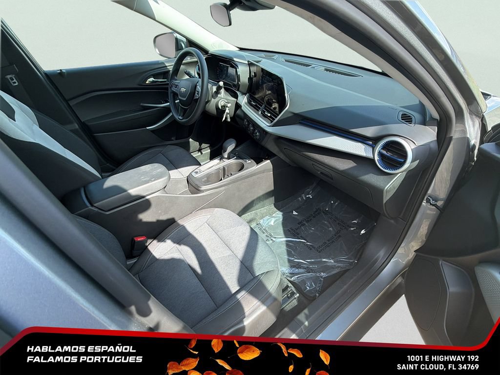 Used 2024 Chevrolet Trax LS w/ LS Convenience Package FWD image 27