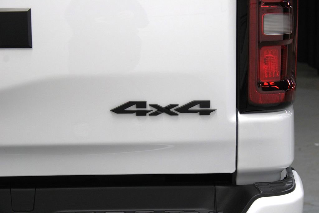 New 2026 RAM 1500 Big Horn w/ Night Edition image 40