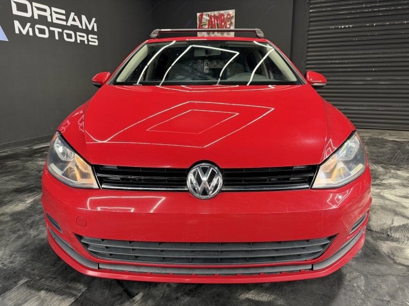 Used 2017 Volkswagen Golf S FWD image 2