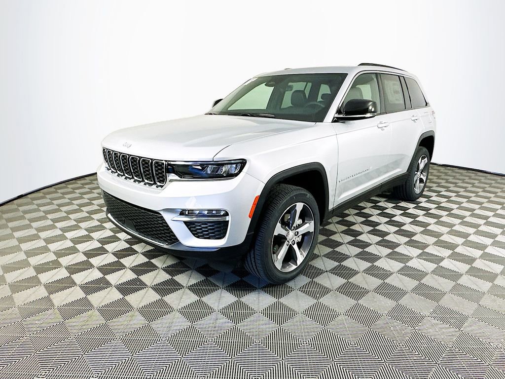 New 2025 Jeep Grand Cherokee Limited image 5