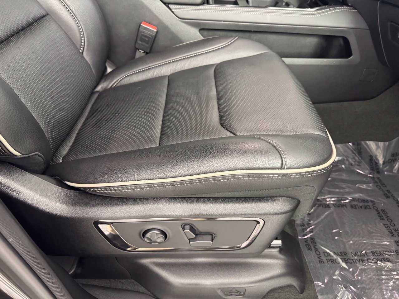 Used 2024 RAM 1500 Limited AWD/4WD image 40