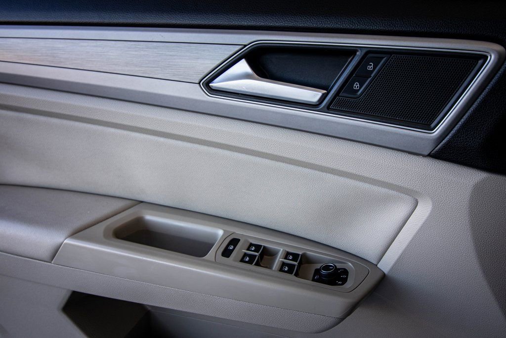 Used 2018 Volkswagen Atlas SE image 26