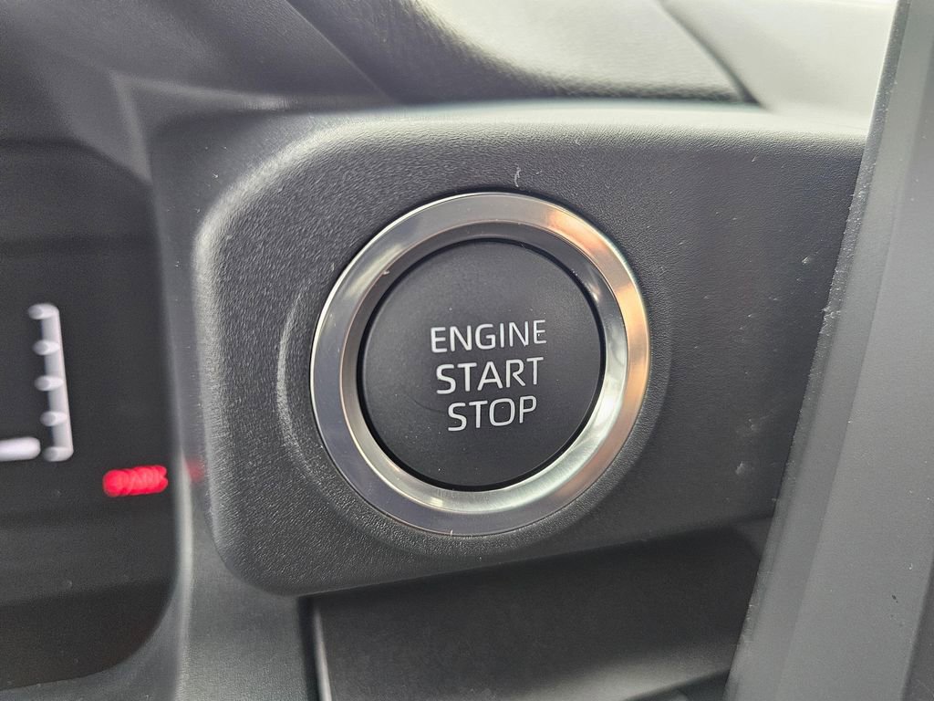 New 2026 Toyota 4Runner SR5 AWD/4WD image 31