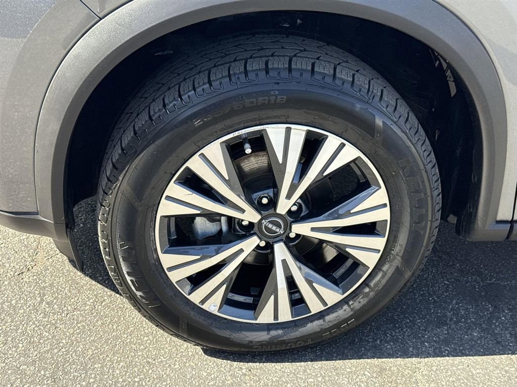 Used 2023 Nissan Rogue SV AWD/4WD image 30