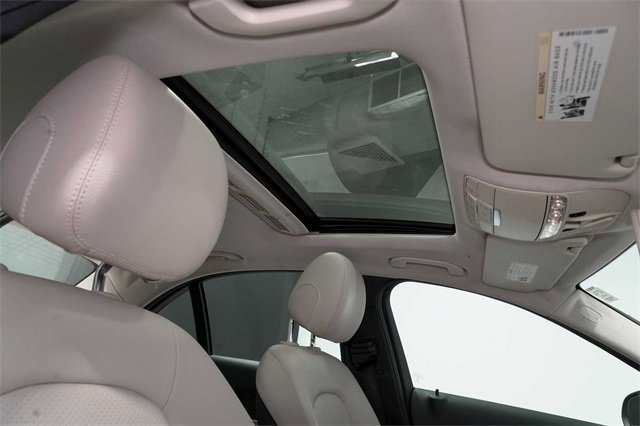 Used 2018 Mercedes-Benz C 300 C 300 image 29