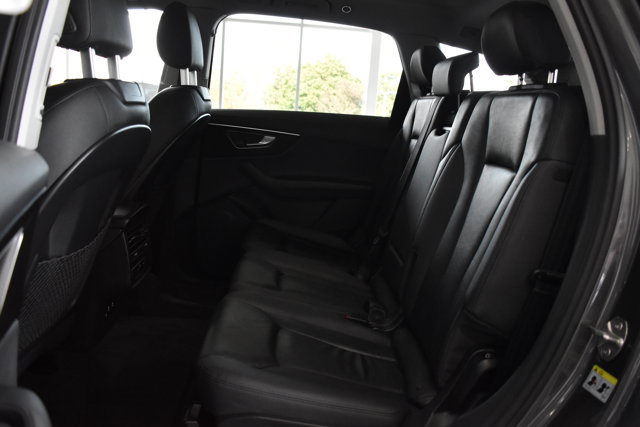 Used 2023 Audi Q7 2.0T Premium image 30