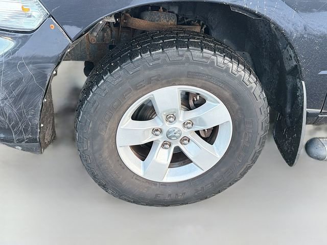 Used 2017 RAM 1500 Express image 25