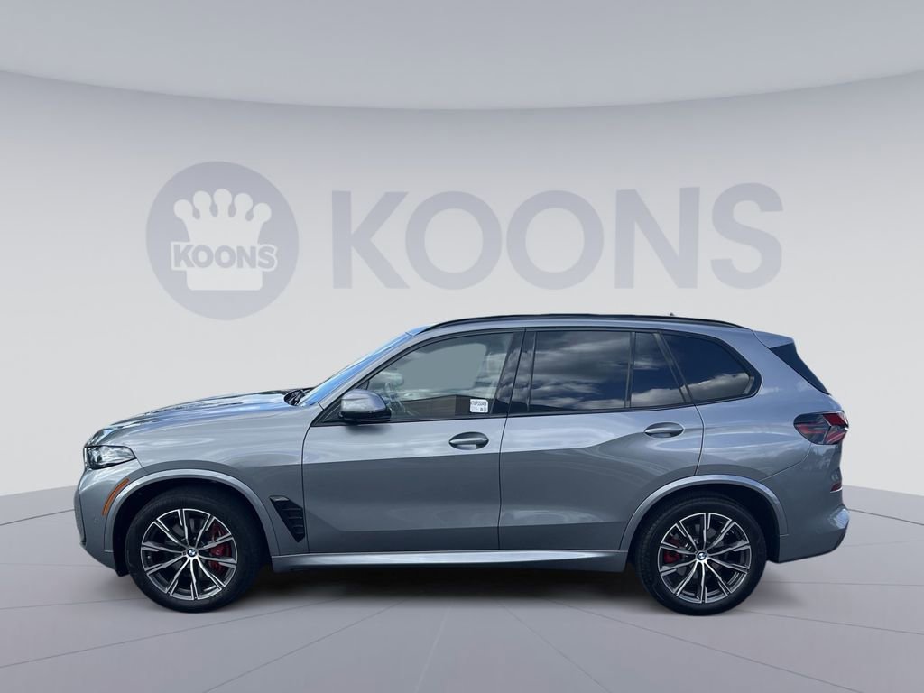 Used 2025 BMW X5 xDrive40i w/ M Sport Package AWD/4WD image 13